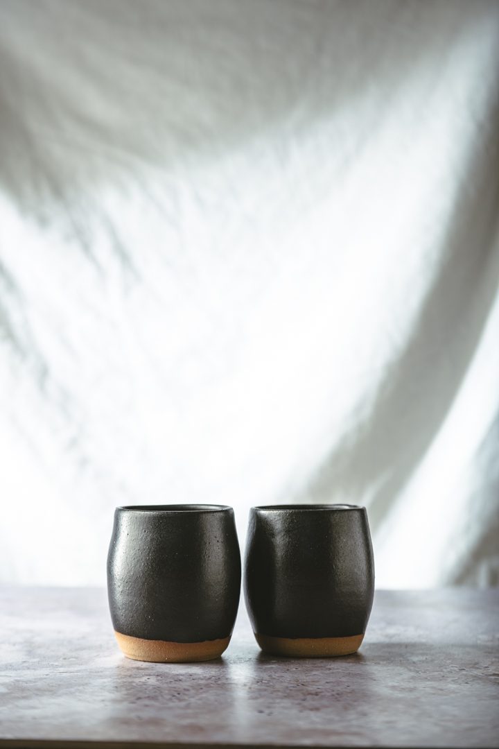 Vaso Basalto, cerámica hecha a mano por Kai
